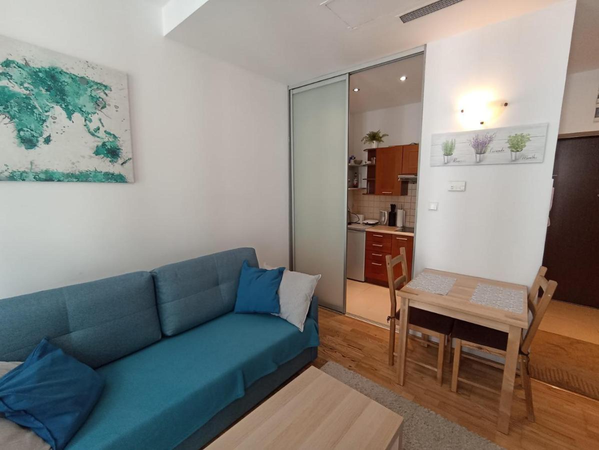 Apartament Wielopole 17 Krasków Εξωτερικό φωτογραφία