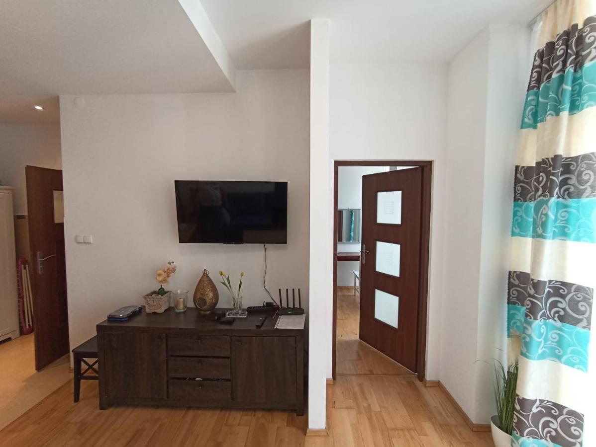 Apartament Wielopole 17 Krasków Εξωτερικό φωτογραφία